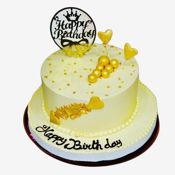 كعكة عيد ميلاد بالكريمة والزبدة