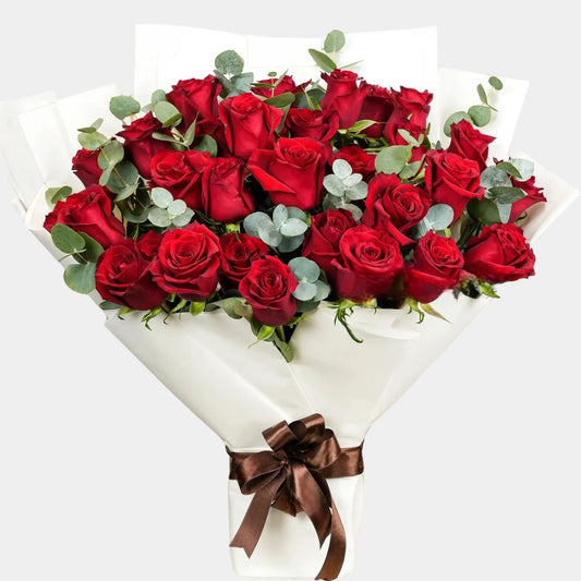 Charming Red Roses Bouquet