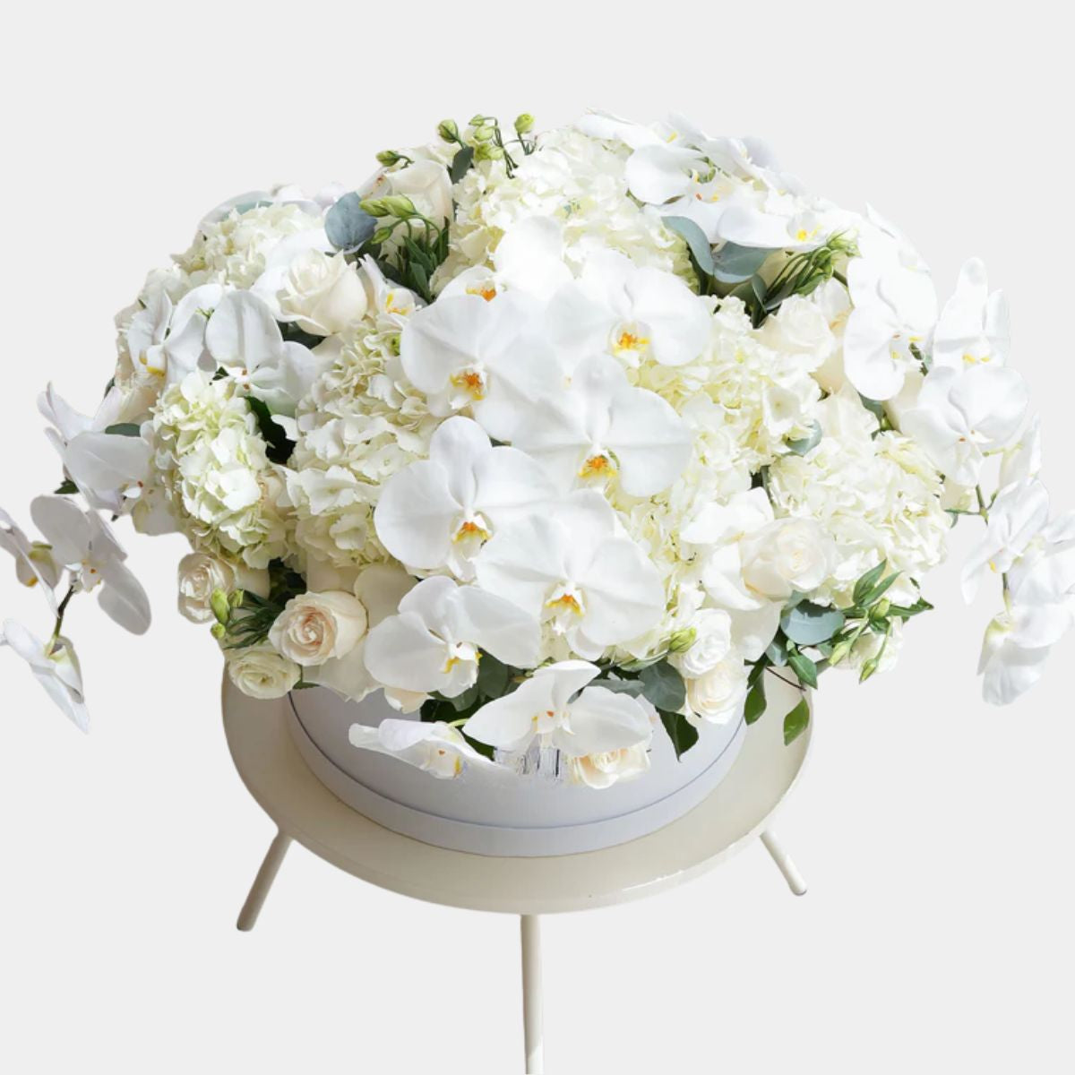 صندوق زهور فاخر أبيض