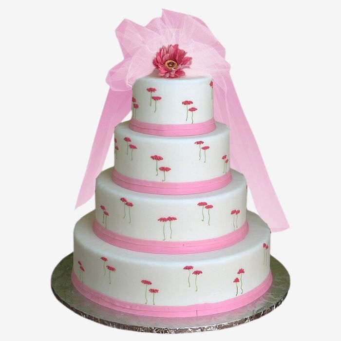 كعكة زفاف باللون الوردي والأبيض