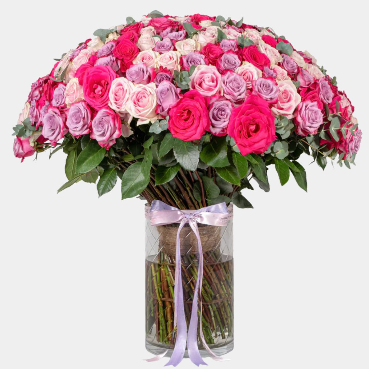 150 Luxury Blush Roses Vase