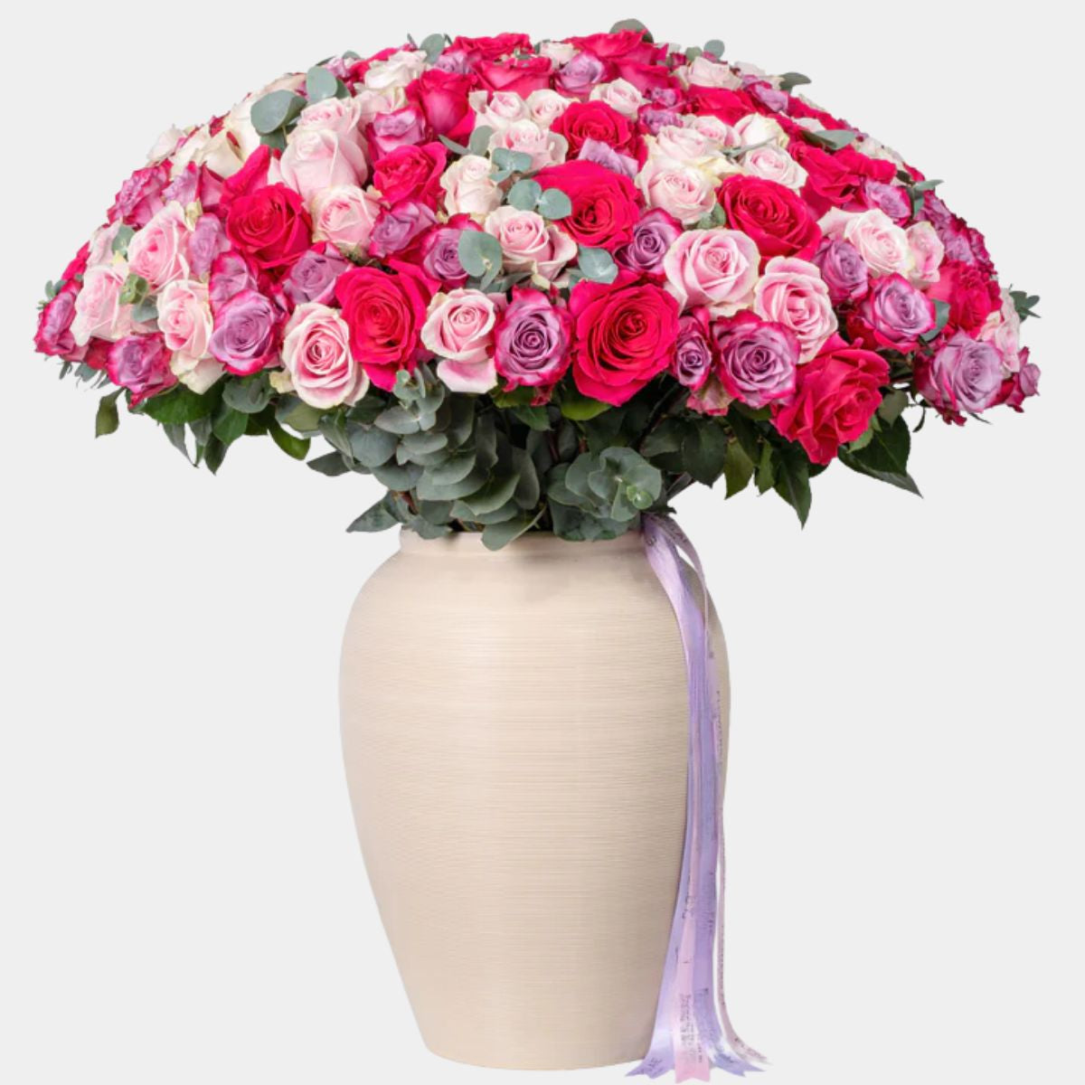150 Luxury Blush Roses Vase
