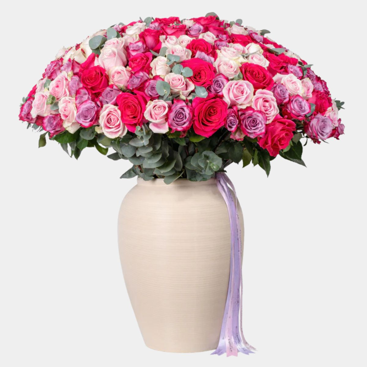 200 Luxury Blush Roses Vase