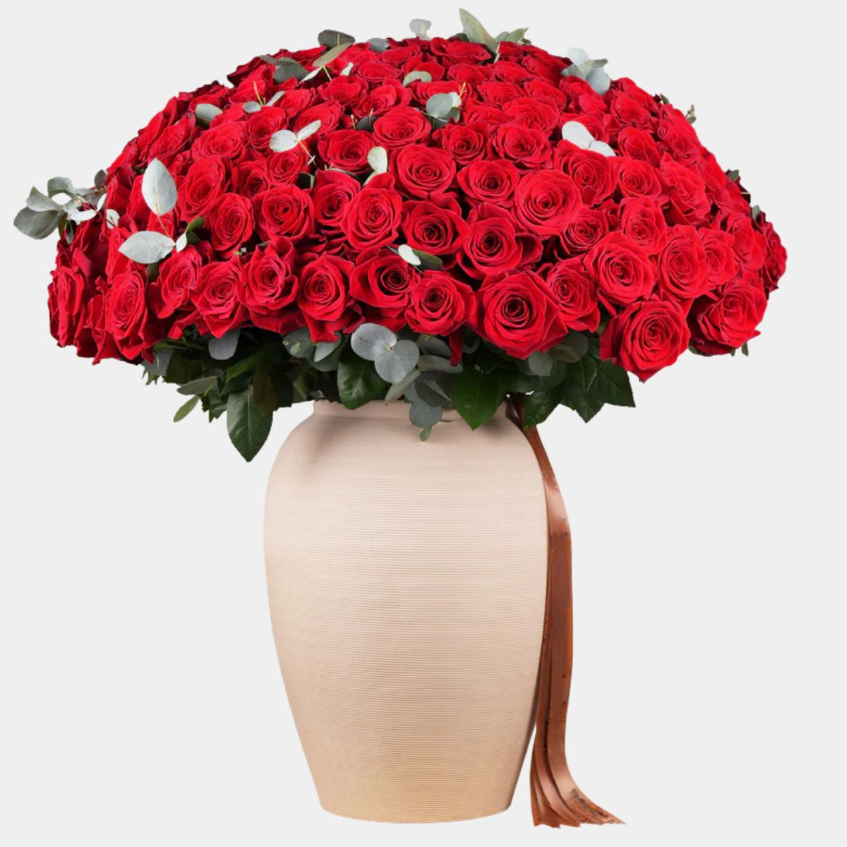 200 Luxury Red Roses Vase