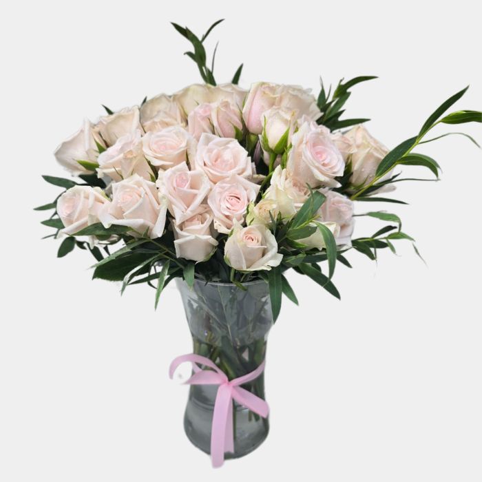 20 Stems Light Pink Baby Roses in a Glass Vase