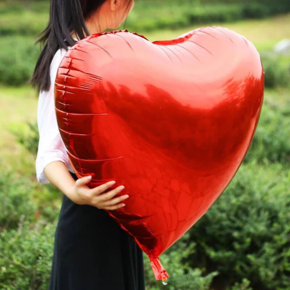 Red Heart Balloon - 32 Inch