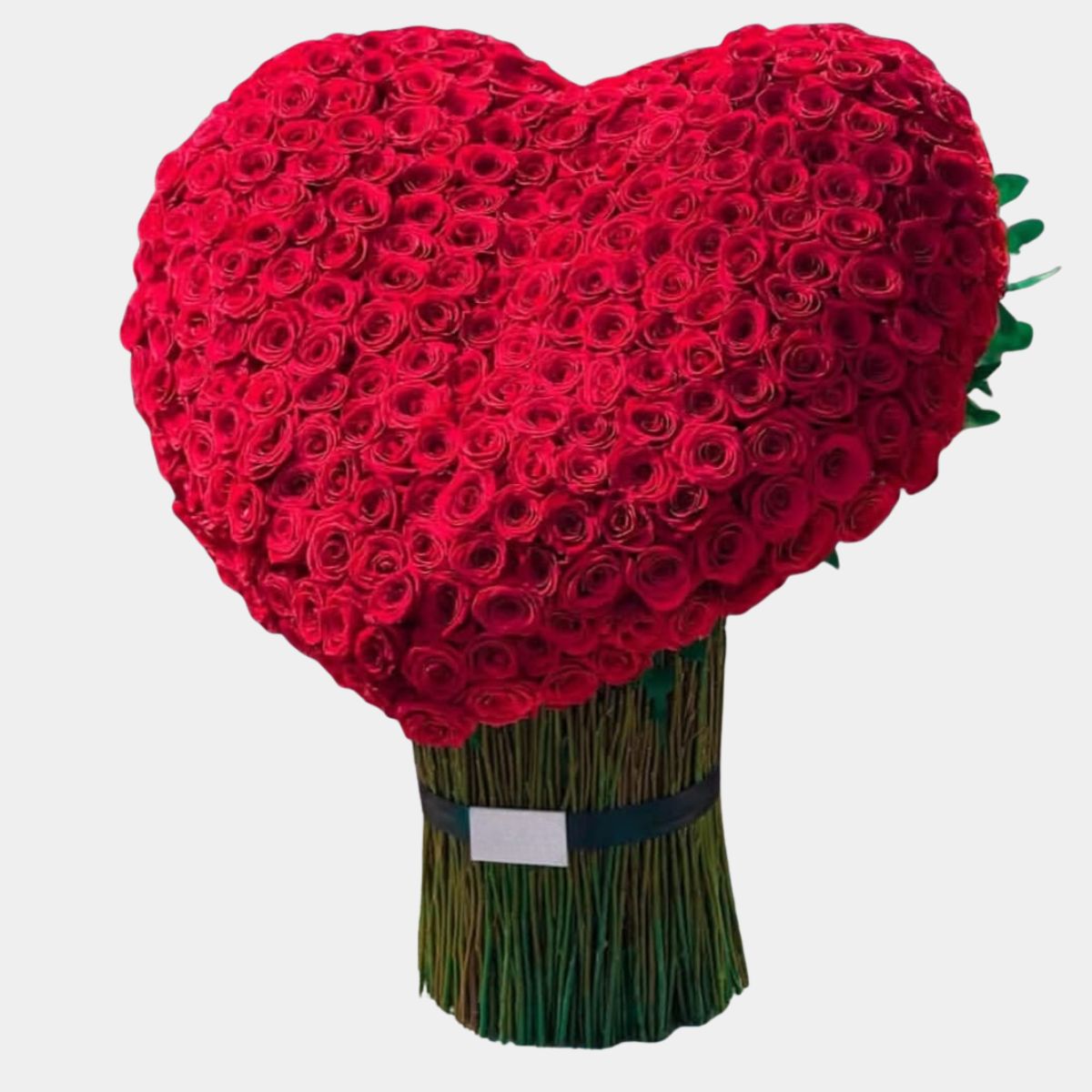 3D Red Heart Shape Roses