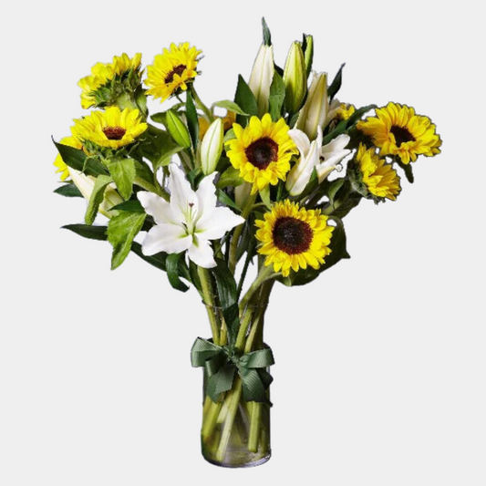 عباد الشمس والزنابق البيضاء