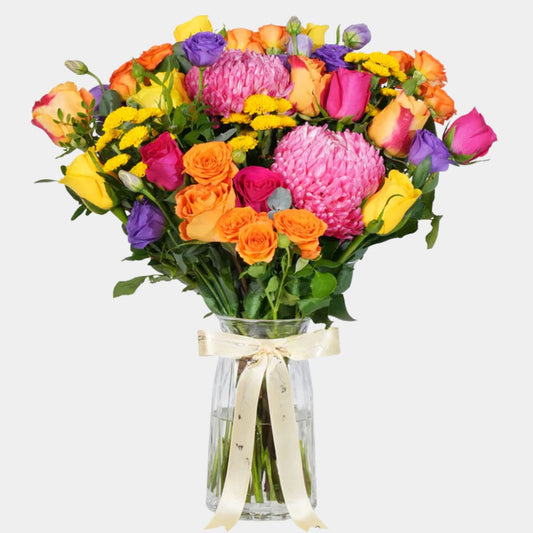 مزهرية زجاجية نابضة بالحياة على شكل زهرة عباد الشمس